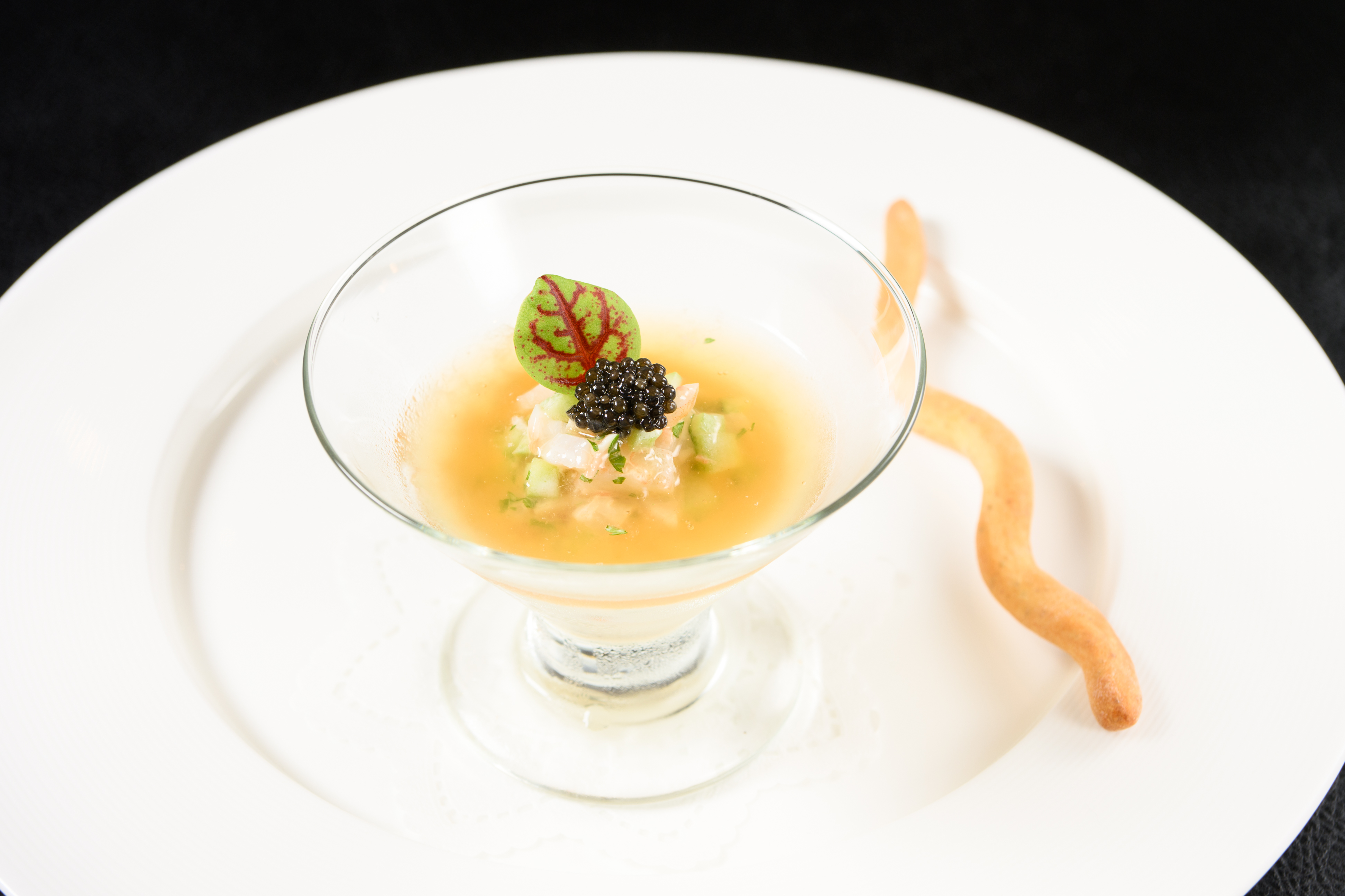 季節の食材を使った前菜。